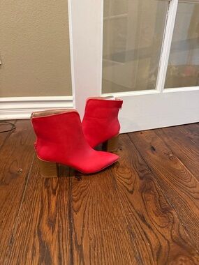Red Women's Pointed Toe Block Heel Ankle Boots